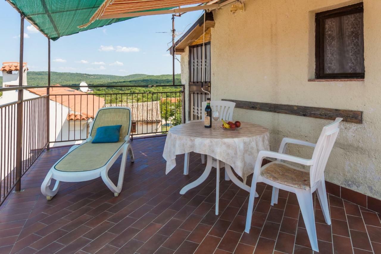 באלה Guest House Robert I Mirna מראה חיצוני תמונה