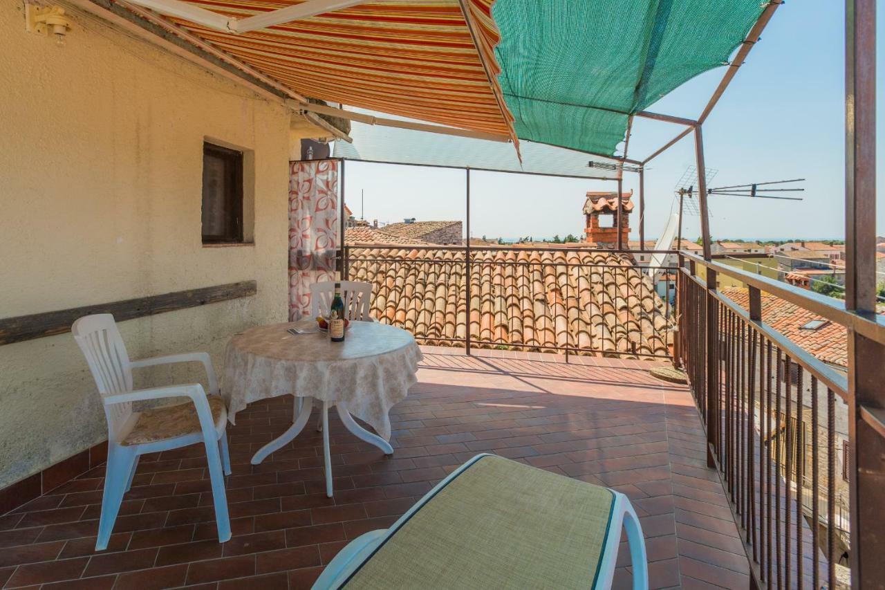 באלה Guest House Robert I Mirna מראה חיצוני תמונה
